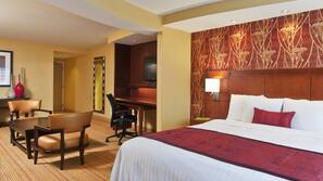 Egyptian cotton sheets, premium bedding, down duvet, desk