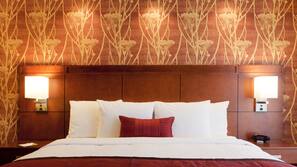 Egyptian cotton sheets, premium bedding, down duvet, desk