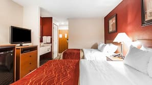 Iron/ironing board, free WiFi, linens