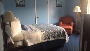 Premium bedding, in-room safe, desk, iron/ironing board