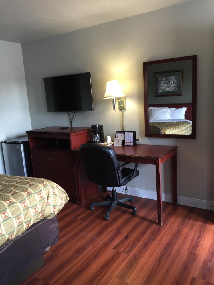 Americas Best Value Inn Norman at Univ of Oklahoma