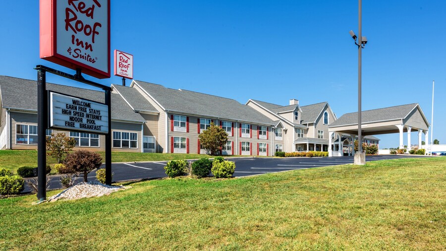Red Roof Inn & Suites Knoxville East