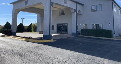 Top Motels in Sweetwater, TX | Hotels.com