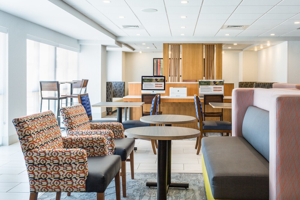 Holiday Inn Express Lorton In Lorton Hotel Rates Reviews - 