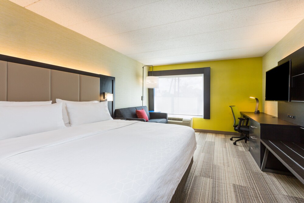 Holiday Inn Express Lorton, an IHG Hotel