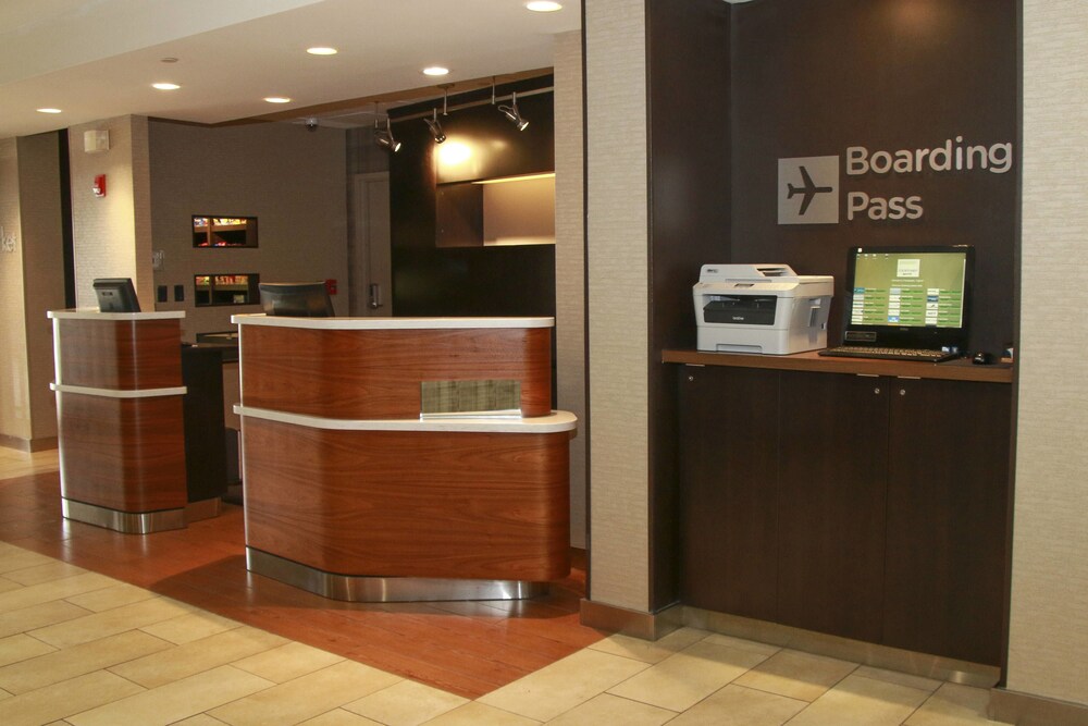 Courtyard by Marriott Chesapeake