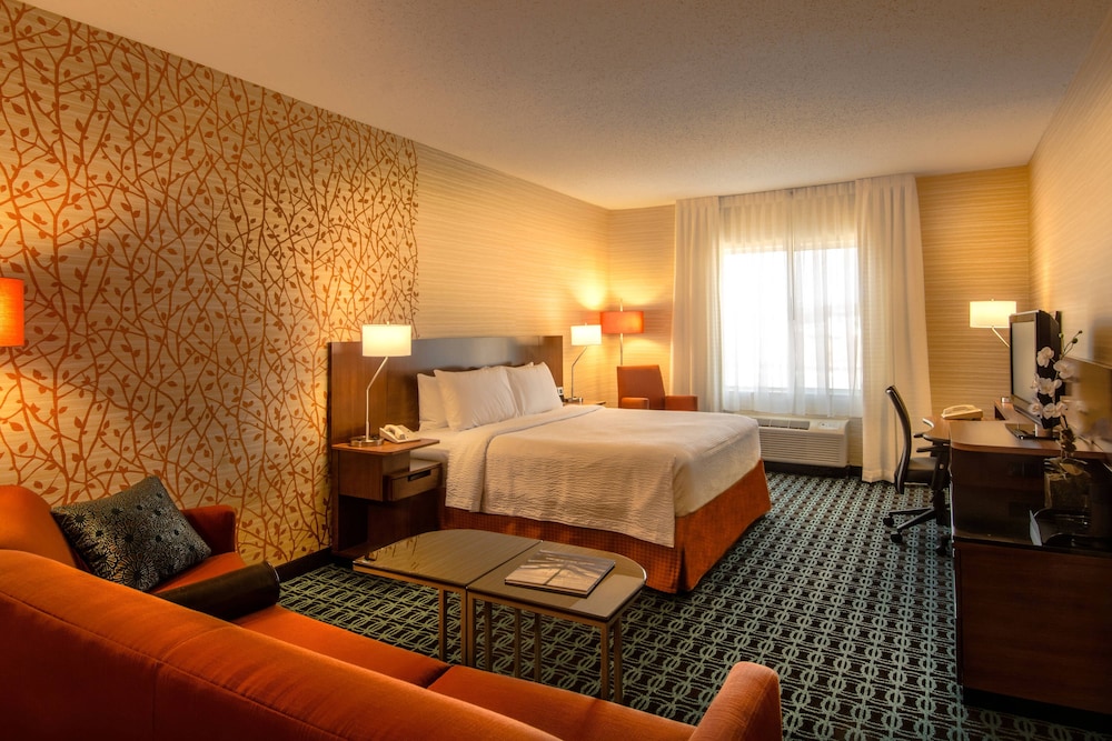 Fairfield Inn & Suites by Marriott at Dulles Airport