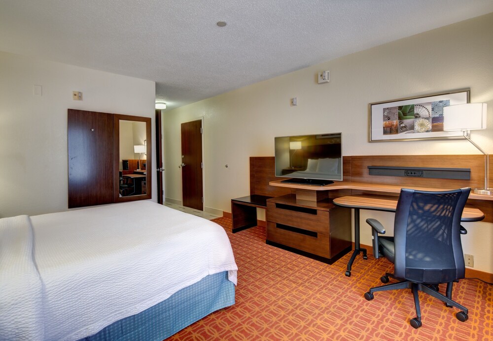 Fairfield Inn By Marriott Potomac Mills