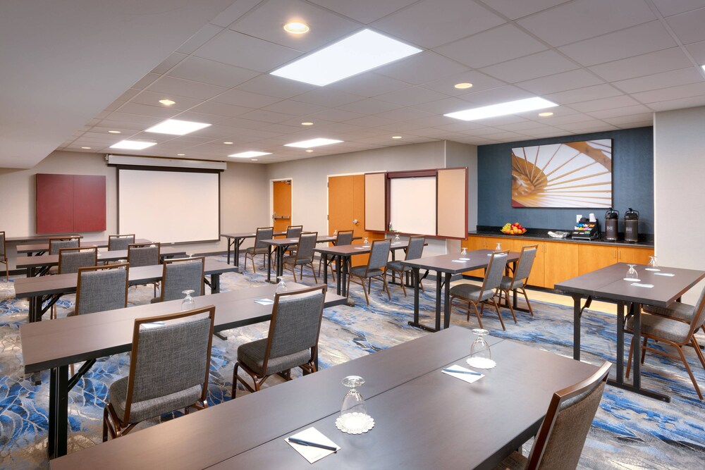 Fairfield Inn & Suites by Marriott Seattle Bellevue/Redmond