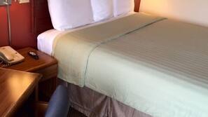 Desk, iron/ironing board, free WiFi, linens