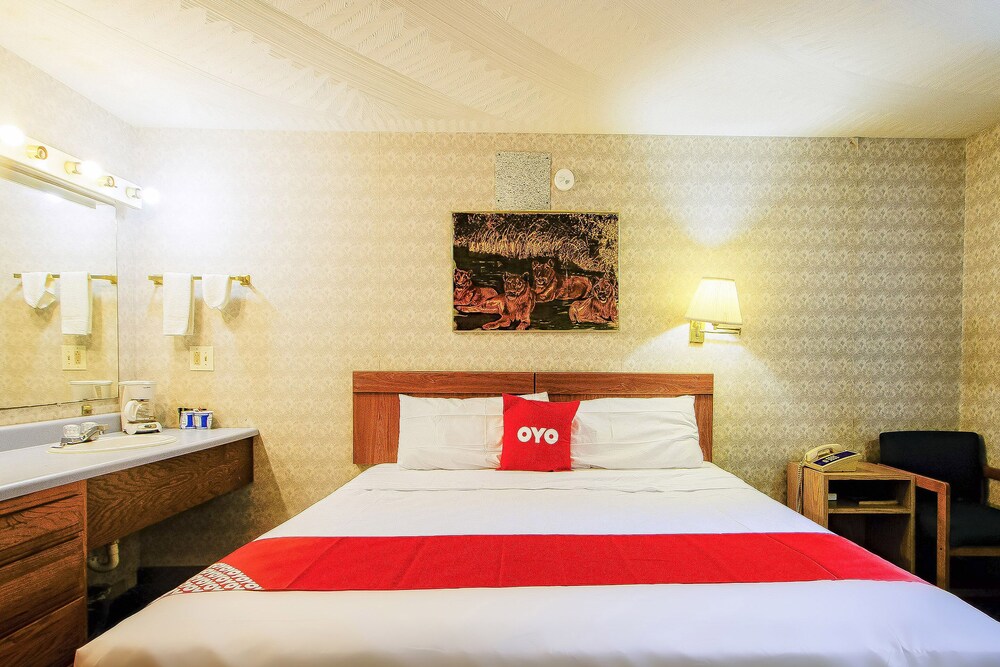 OYO Hotel Chapmanville Inn, WV Hwy 119 Reviews, Photos & Rates