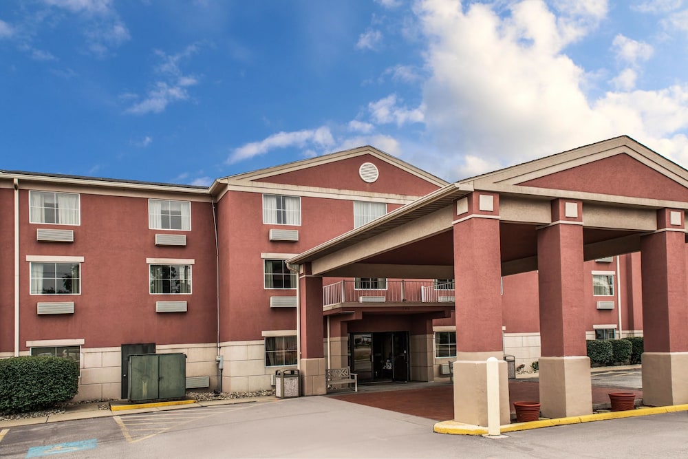 Comfort Inn West Mifflin In Pittsburgh Hotel Rates Reviews On