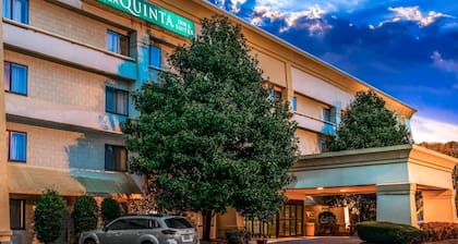 La Quinta Inn & Suites by Wyndham Nashville Franklin