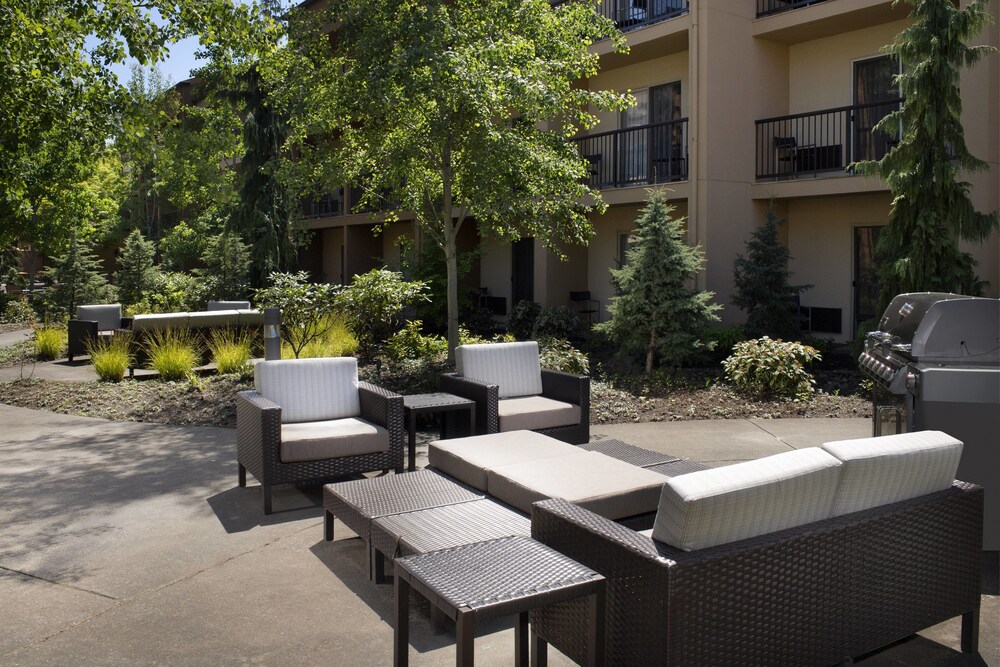 Courtyard By Marriott Portland Hillsboro