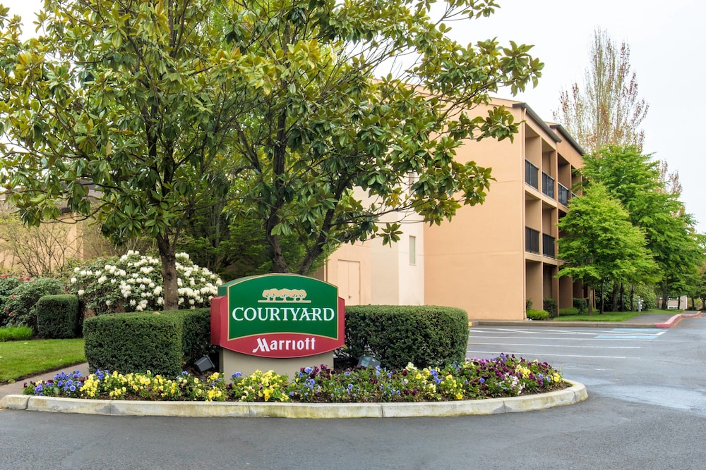 Courtyard By Marriott Portland Hillsboro