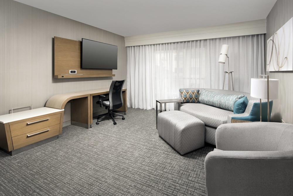 Courtyard By Marriott Portland Hillsboro