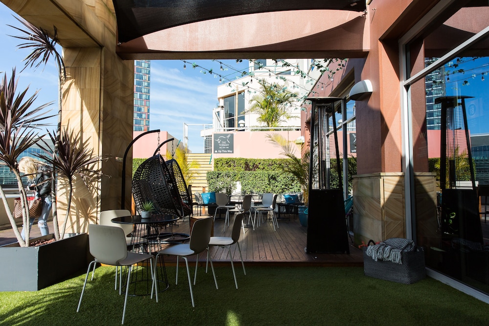 Terrace/patio, ibis Sydney Darling Harbour