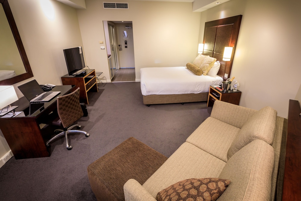 Amora Hotel Riverwalk Melbourne