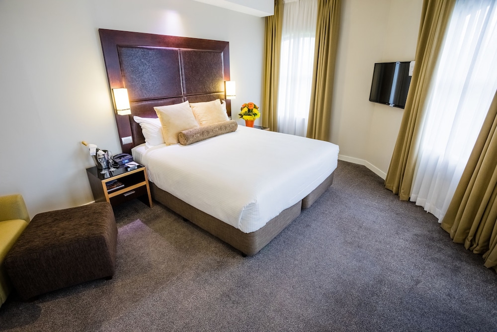 Amora Hotel Riverwalk Melbourne