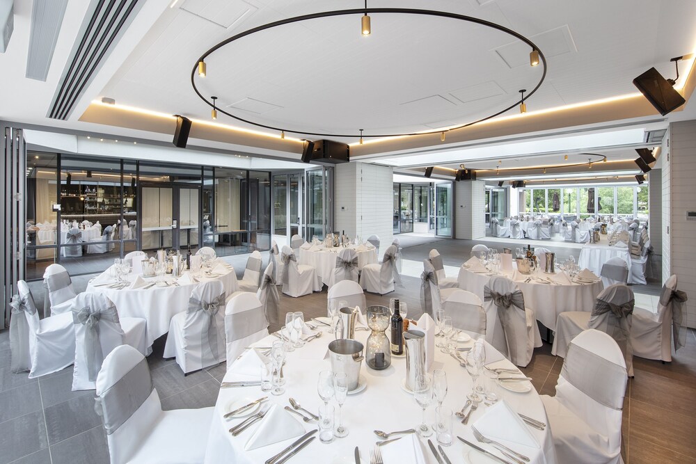 Amora Hotel Riverwalk Melbourne