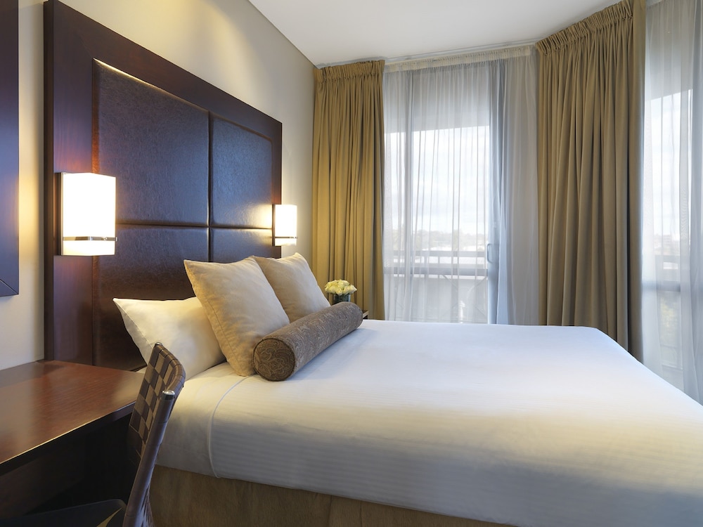 Amora Hotel Riverwalk Melbourne