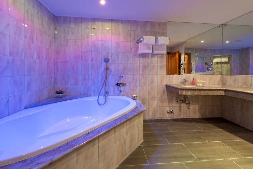 Photo - Zum Hirschen Salzburg