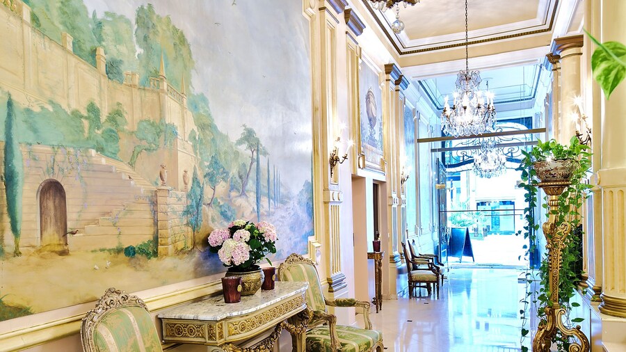 Hotel Manos Premier