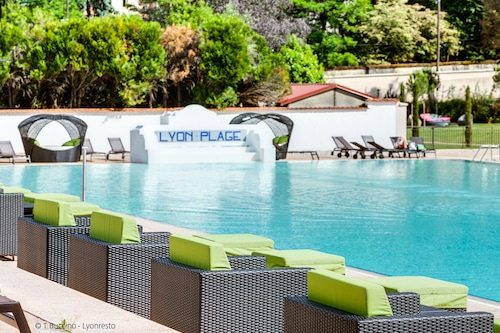 Cheap Hotels In Montmelas Saint Sorlin Find 33 Hotel