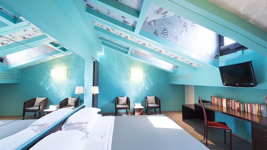 Phi Hotel Bologna