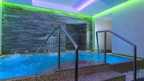 Indoor spa bath