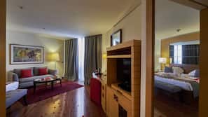 Minibar, in-room safe, iron/ironing board, free WiFi
