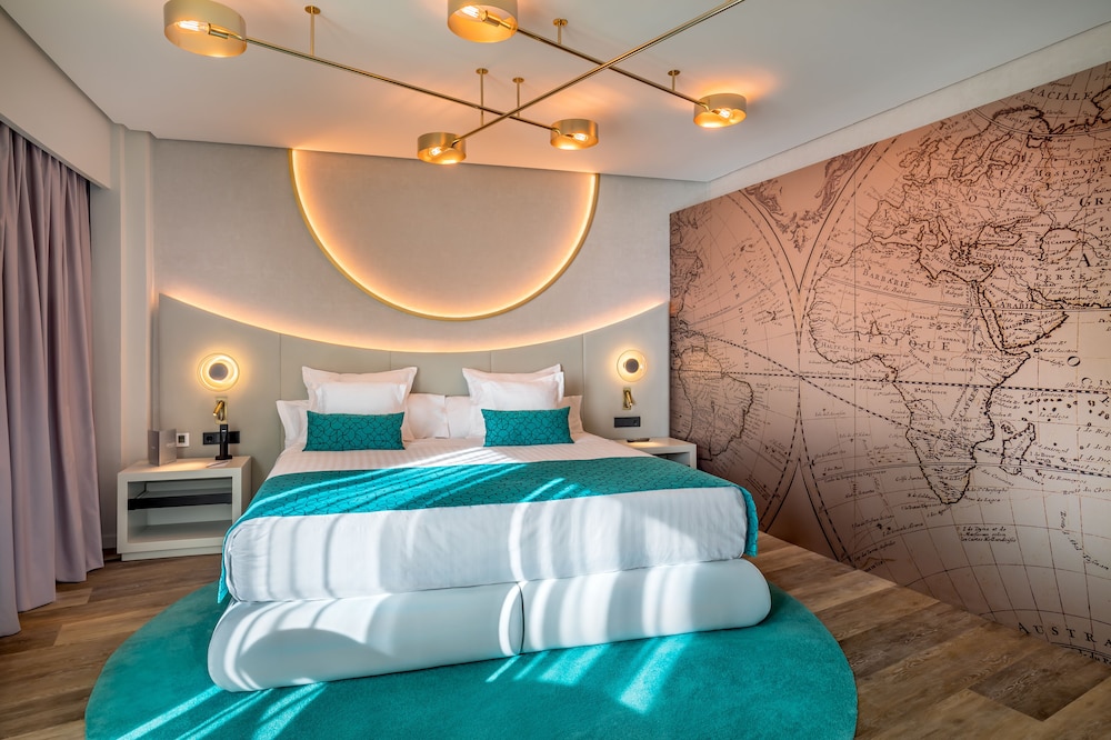 5 Star Hotels