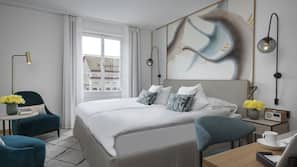 Select-Comfort-Betten, Minibar, Zimmersafe, Schreibtisch