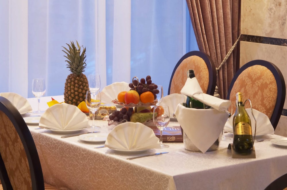 Photo - Ukraine Hotel