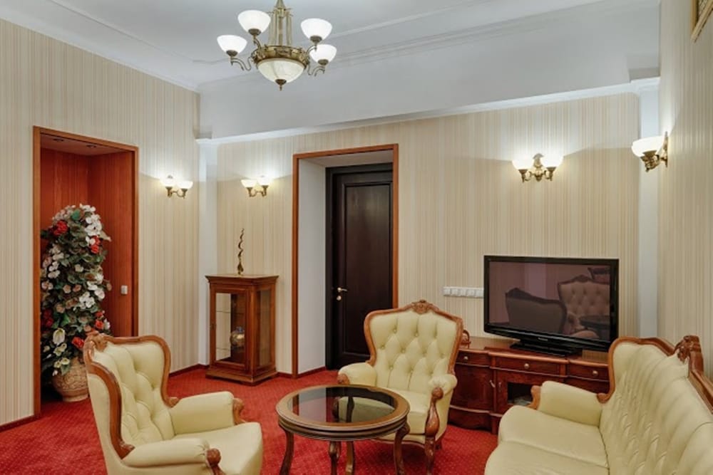 Photo - Ukraine Hotel