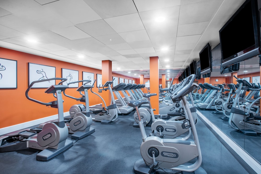 Fitness facility, Crowne Plaza London Ealing, an IHG Hotel