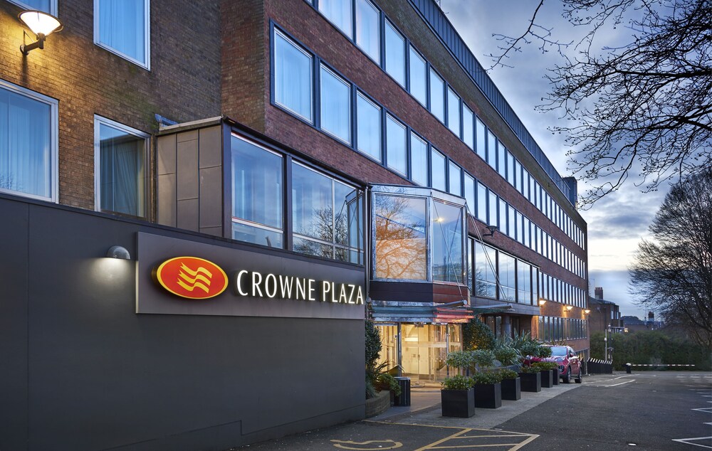 Exterior, Crowne Plaza London Ealing, an IHG Hotel