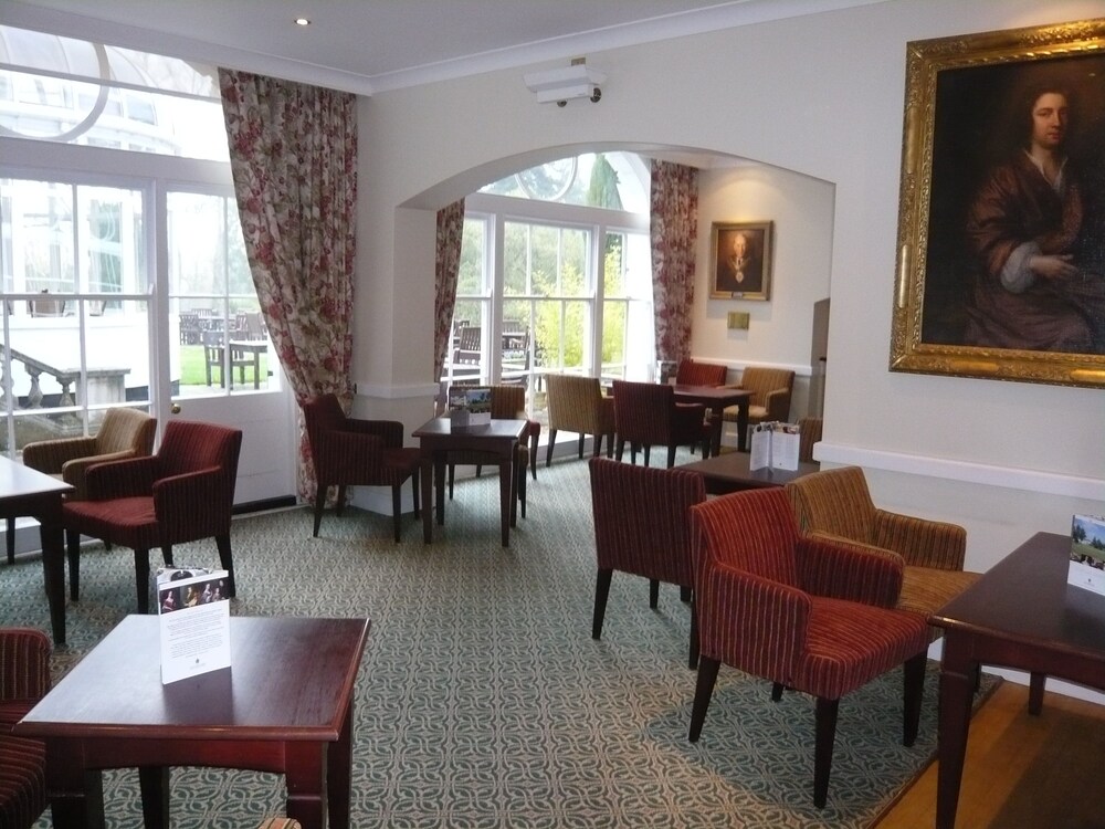 West Lodge Park Hotel