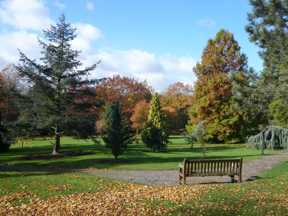 West Lodge Park Hotel