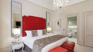 In-room safe, desk, iron/ironing board, free WiFi