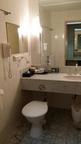 Bathroom, Chifley on South Terrace