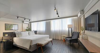 Hotel Deville Business Maringá
