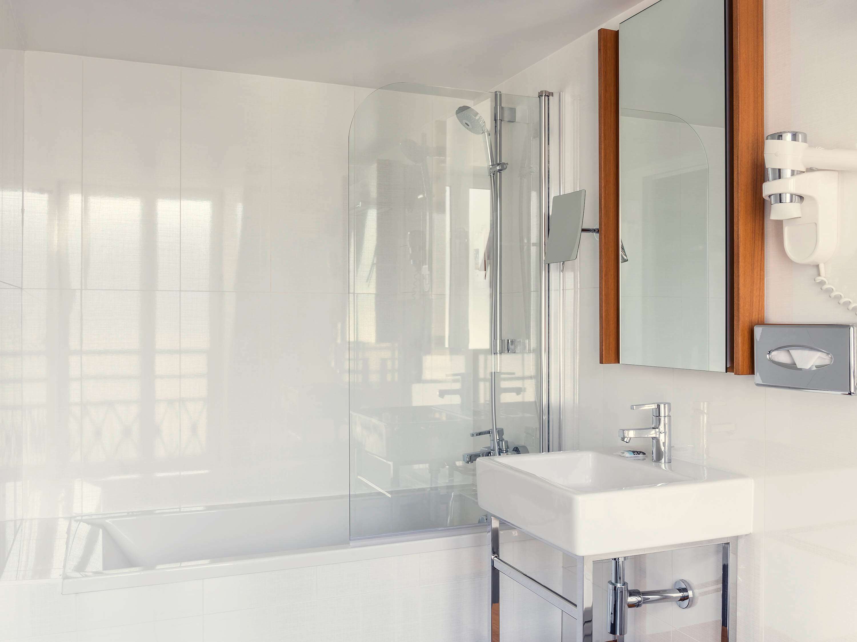 メルキュール パリ オペラ ガルニエ パリ 口コミ 宿泊料金 予約 エクスペディア