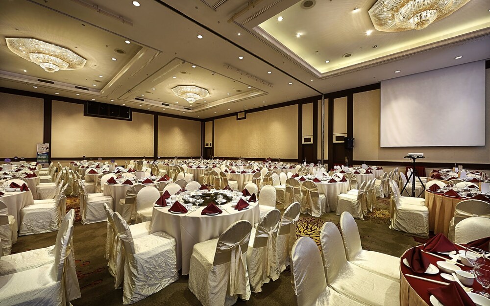 Indoor wedding, Berjaya Penang Hotel