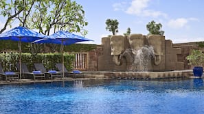 Outdoor pool, pool umbrellas