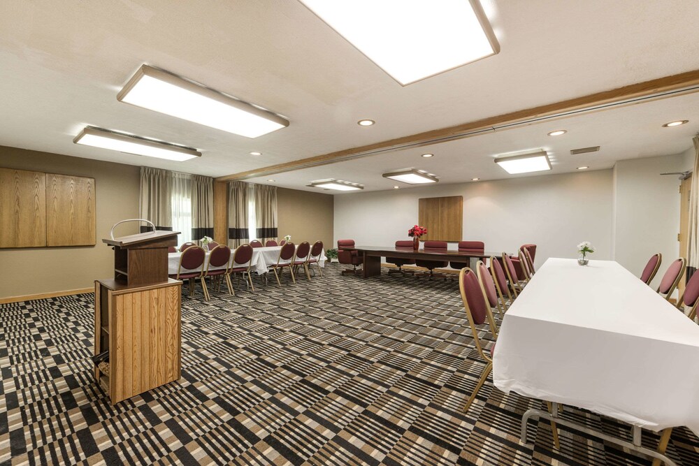 Meeting facility, Quality Inn & Suites