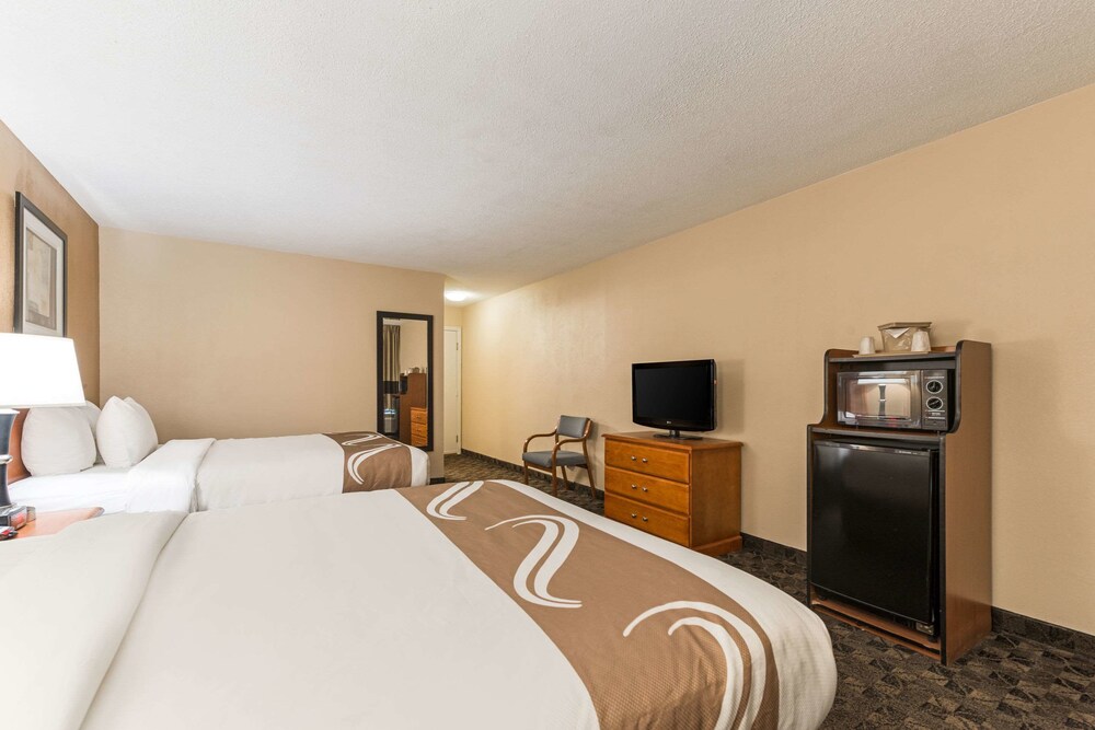 Room, Quality Inn & Suites