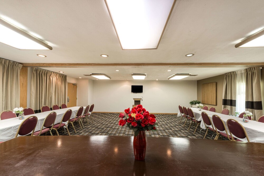 Meeting facility, Quality Inn & Suites