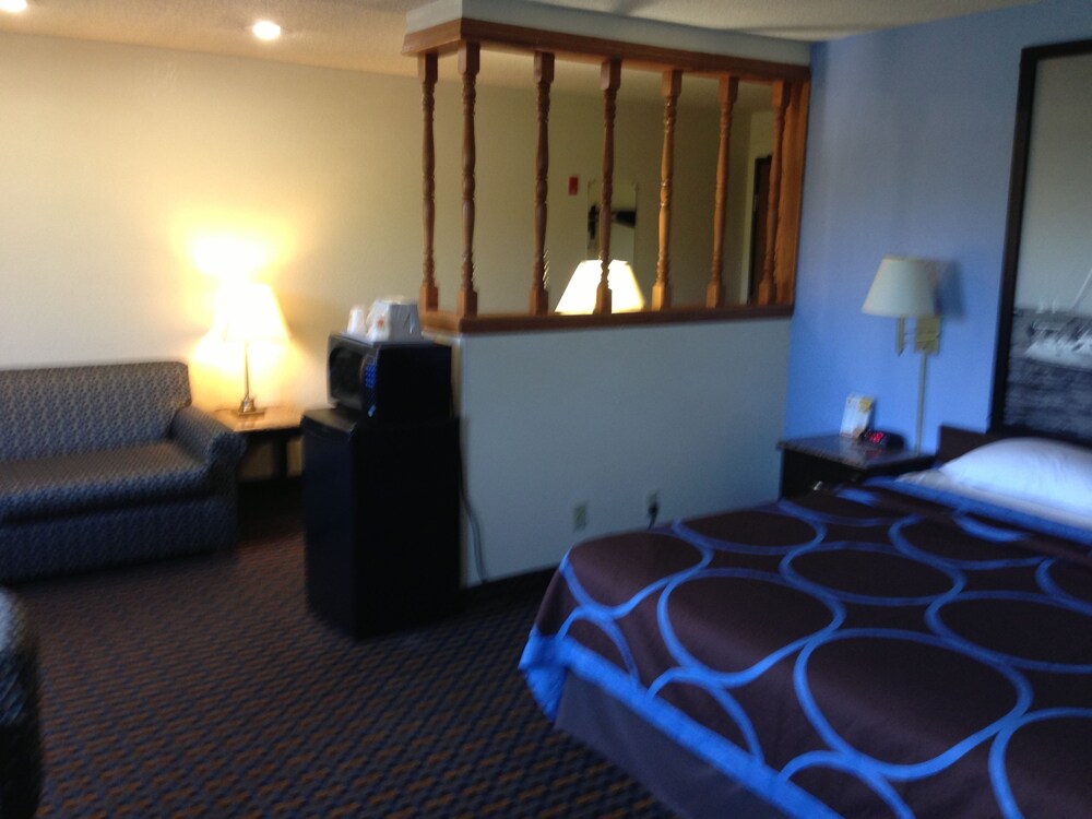 Room, Super 8 by Wyndham New Castle