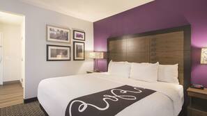 Premium bedding, desk, iron/ironing board, free cribs/infant beds